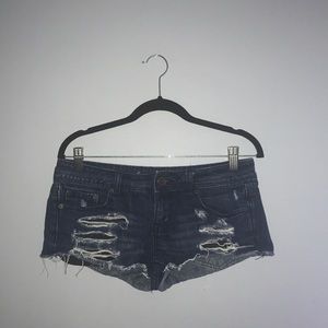 AMERICAN EAGLE Distressed Jean Booty Shorts